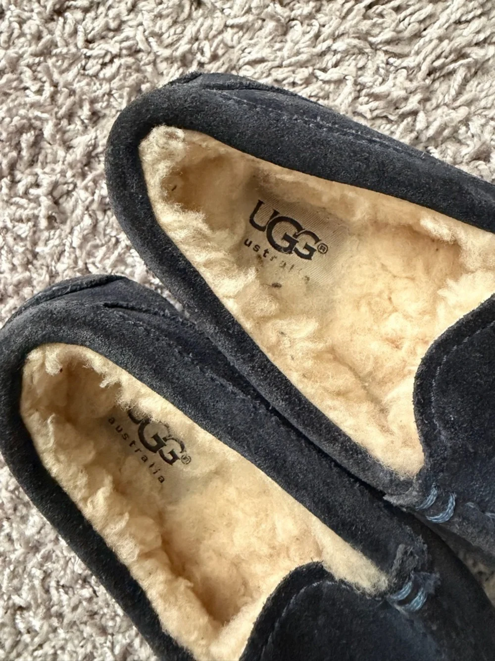UGG Kids' Dakota Slippers